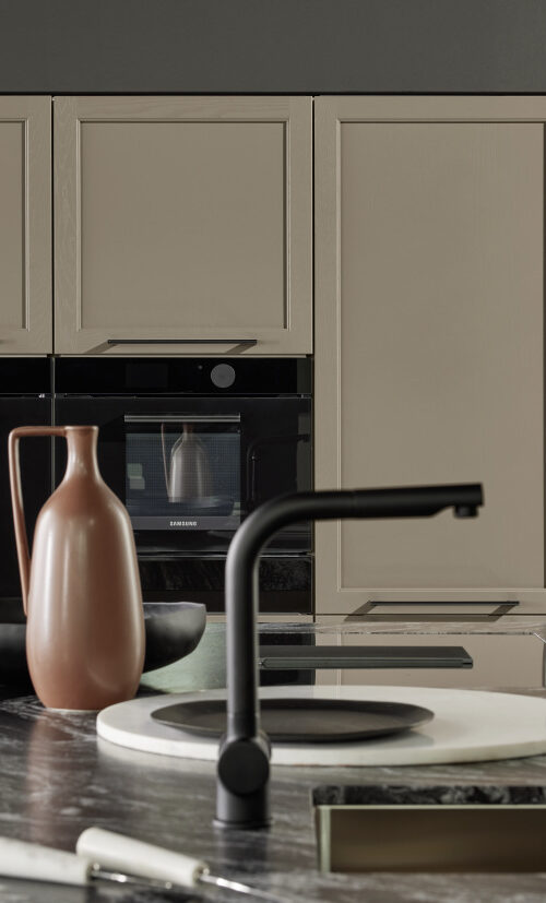 Our lugano lack kitchen in colour Magma